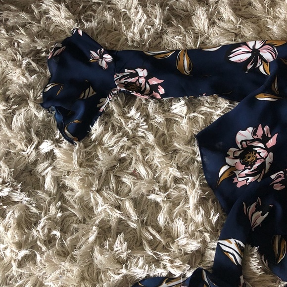 Navy Floral Wrap Top - Picture 4 of 5